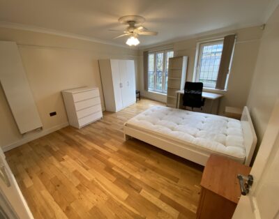 Spacious En-Suite Room – Brick Lane