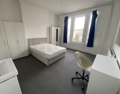 Spacious Room – Bow